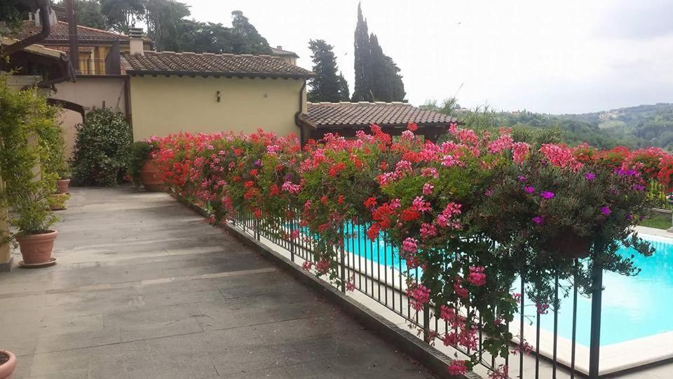 Residence Il Vigneto Lari Exterior foto