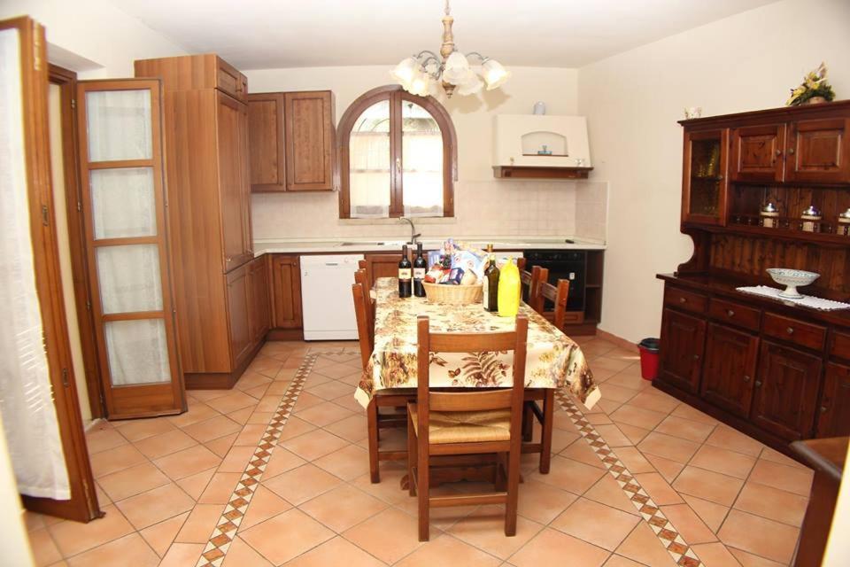 Residence Il Vigneto Lari Exterior foto