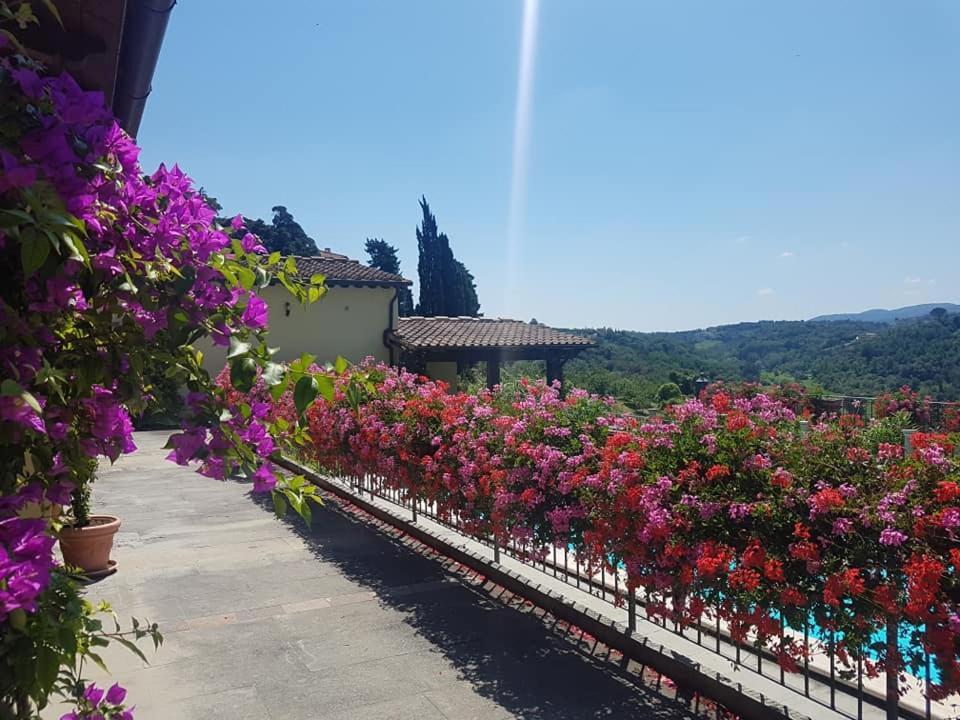 Residence Il Vigneto Lari Exterior foto